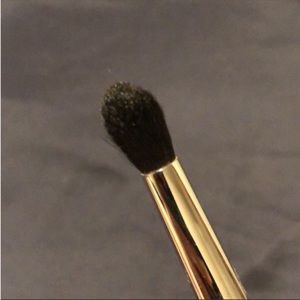 Morphe M139 Eyeshadow Crease Brush